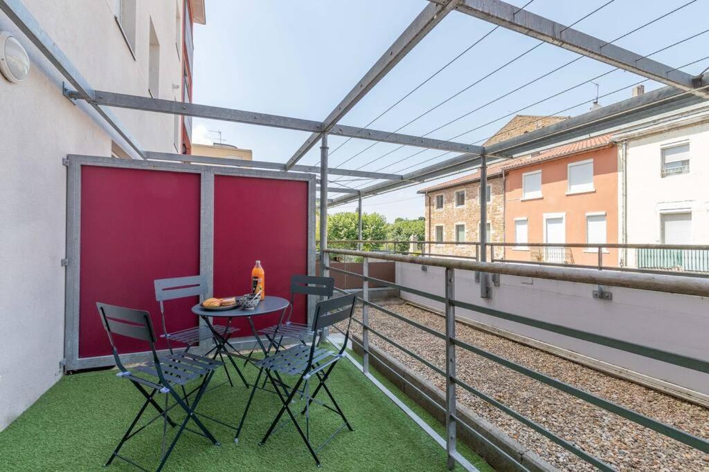 Cabana & Macon Rive Gauche Luaran gambar